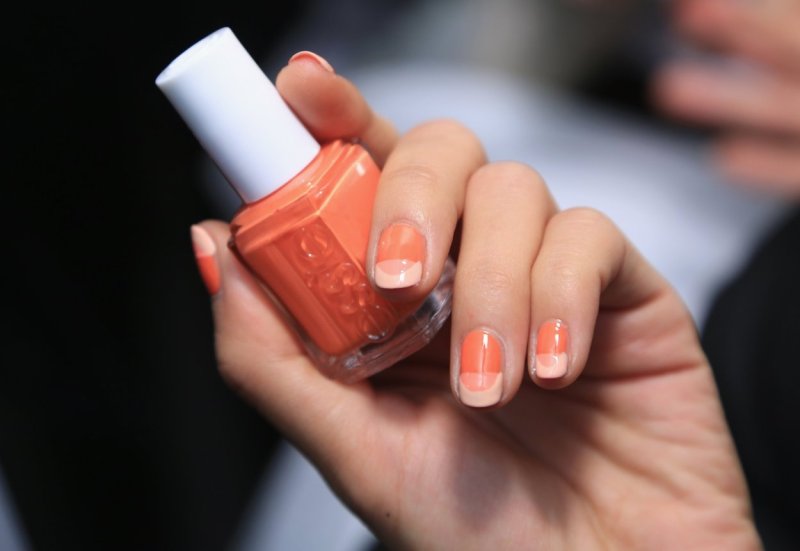 Терракотовый лак essie