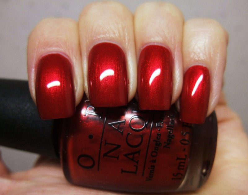 Opi shellac красный