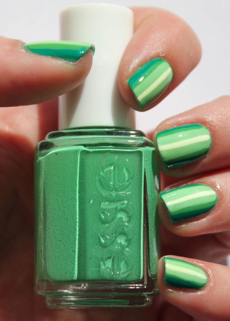 Essie зеленый лак