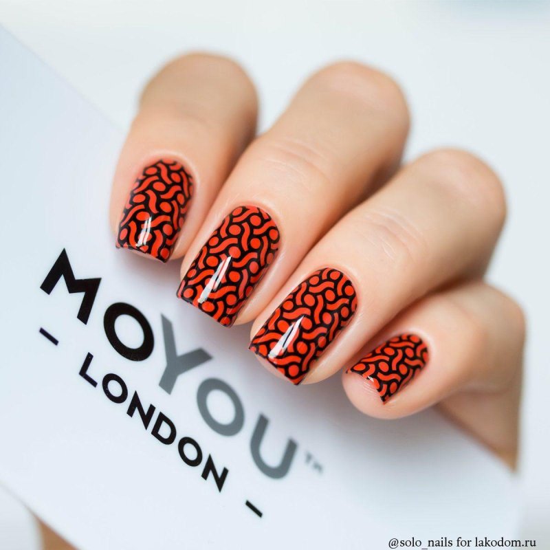 Маникюр moyou london