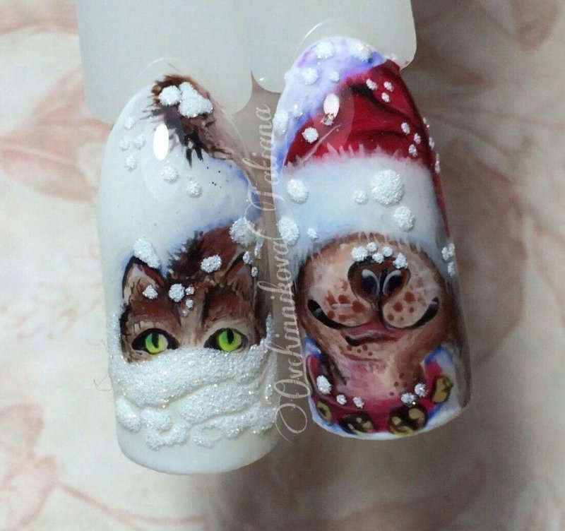 Новогодний маникюр с животными