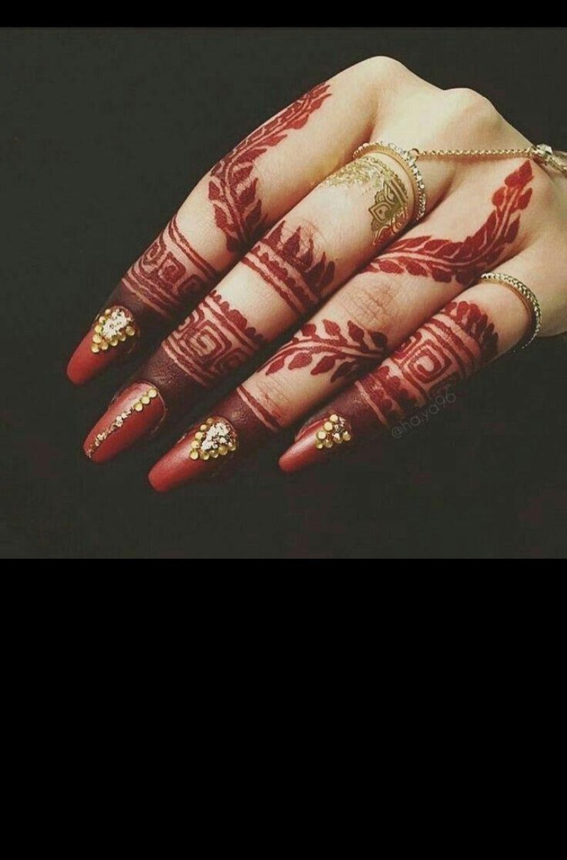 Finger mehndi design