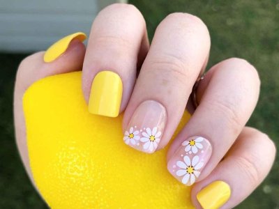 Желтый маникюр на короткие ногти