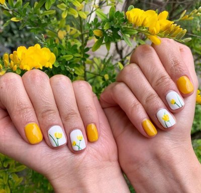 Маникюр на короткие ногти желтого цвета
