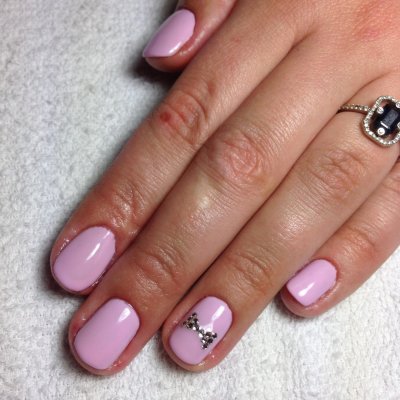 Красивый шеллак на короткие ногти