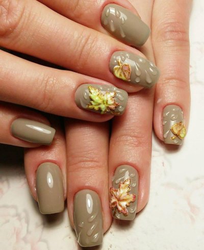 Маникюр на короткие ногти осенний