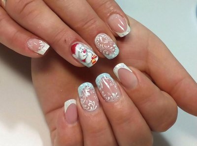 Маникюр на короткие ногти нежные новогодние