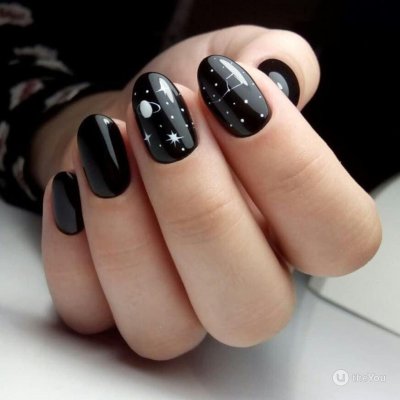 Черный маникюр на короткие ногти