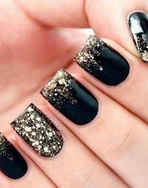 Черный лак с блестками золото