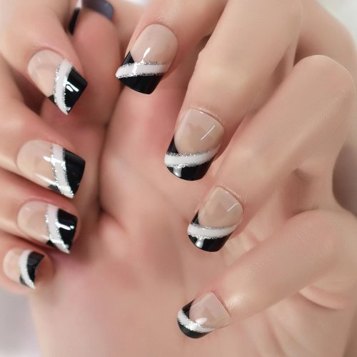 Черный френч на короткие ногти