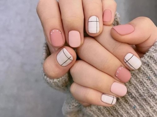 Короткие квадратные ногти маникюр