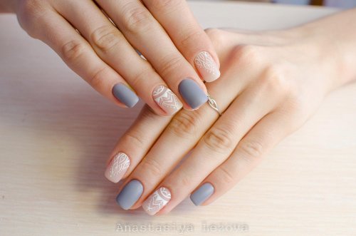 Ногти короткие