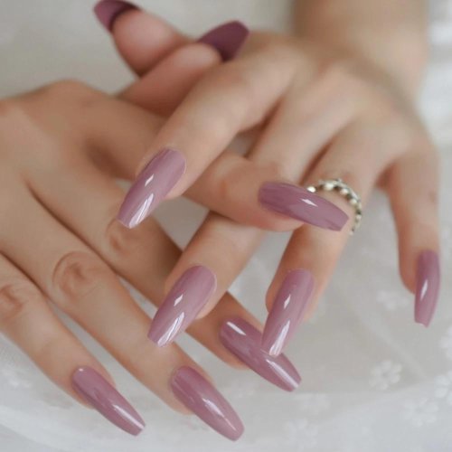 Длинные накладные ногти