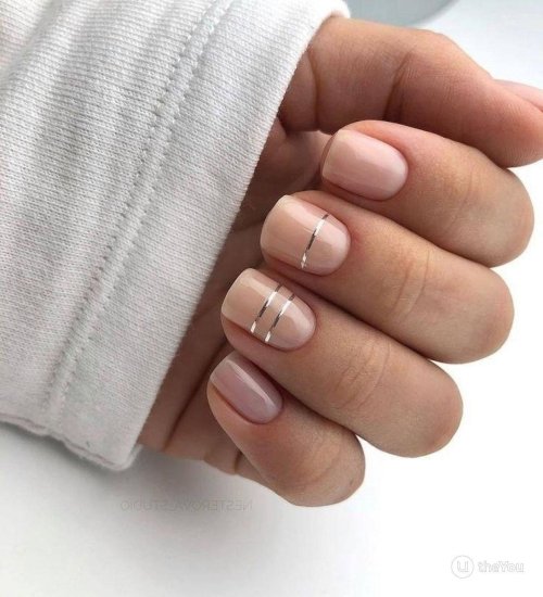 Нюдовый маникюр на короткие ногти