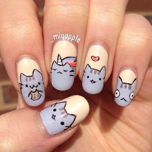 Ногти с котиками