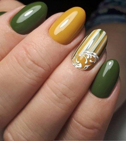 Маникюр в оливковых тонах