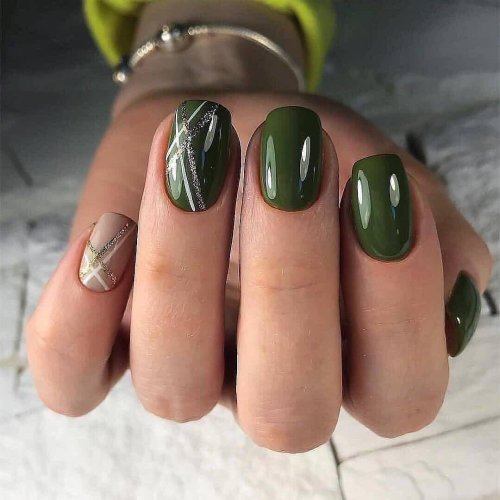 Маникюр в оливковых тонах