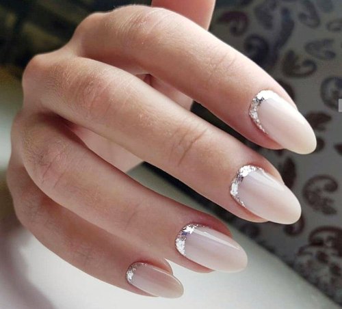 Маникюр на короткие полукруглые ногти