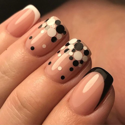 Ногти короткие