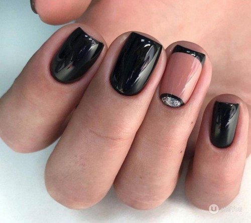 Черные короткие ногти