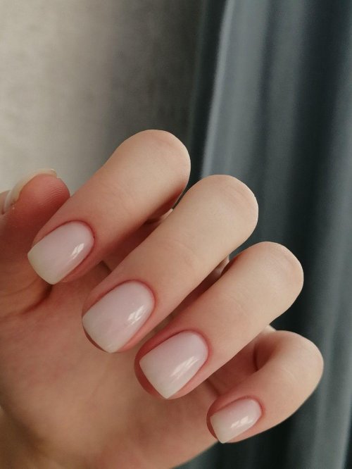 Ногти короткие нюдовые