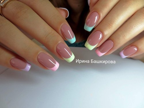 Маникюр френч цветной комбинированный на квадратные ногти