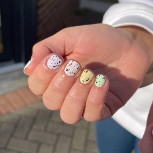 Маникюр перепелиное яйцо на короткие ногти