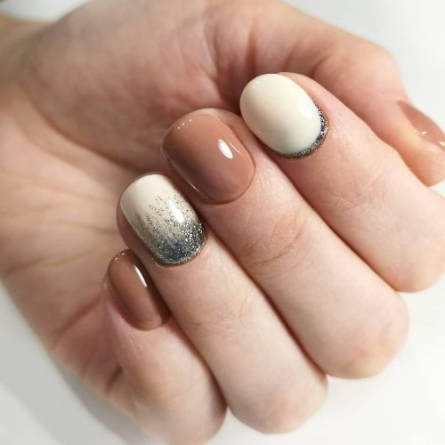 Нюдовый маникюр на короткие овальные