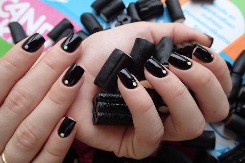Essie 88 лакрица