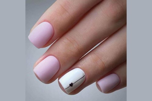 Летний нежный маникюр на короткие ногти