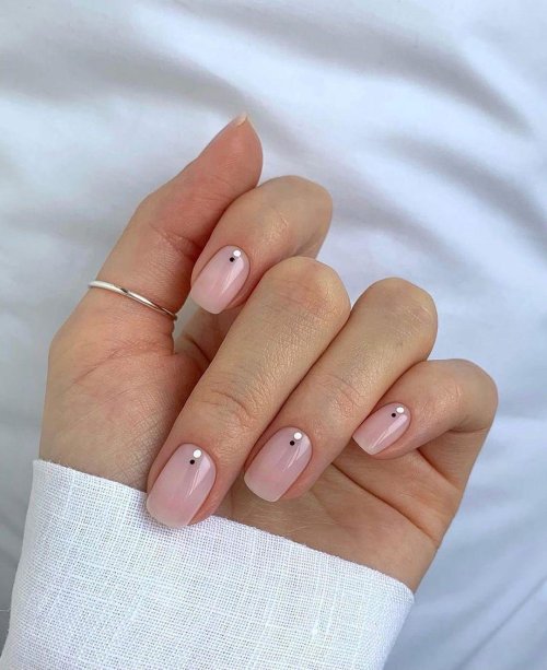 Короткие квадратные ногти маникюр