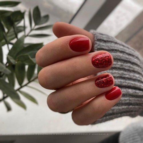 Красные ногти маникюр короткие