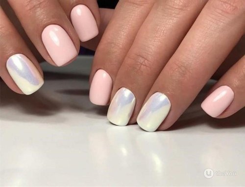 Маникюр нюд с втиркой на короткие