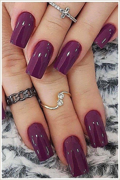 Маникюр в сливовых тонах