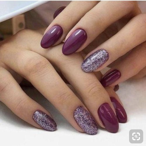 Сливовый маникюр