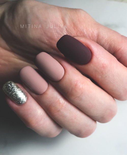 Ногти однотонные матовые