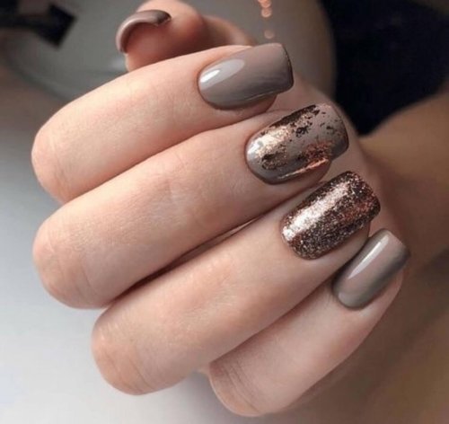 Кофейный маникюр на короткие ногти