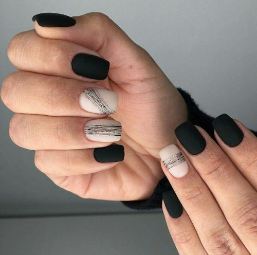 Черные ногти короткие