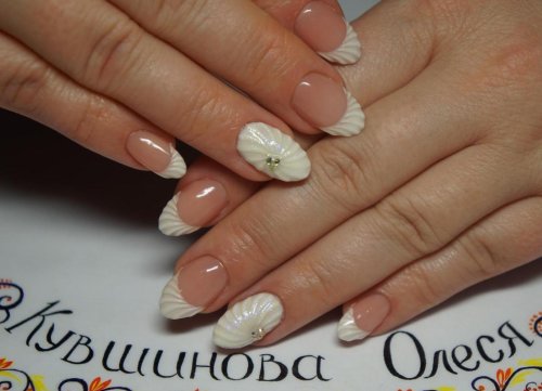 Дизайн ногтей ракушка