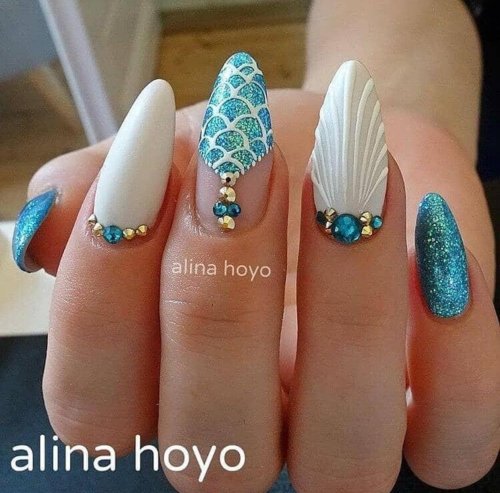 Ногти alina hoyo