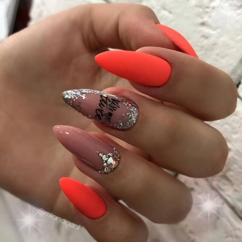 Дизайн ногтей коралловые