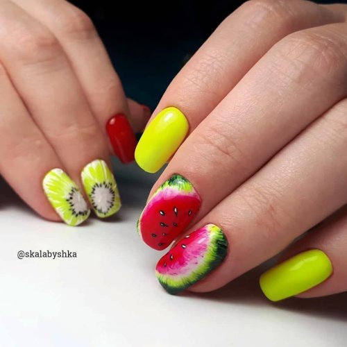 Маникюр фрукты