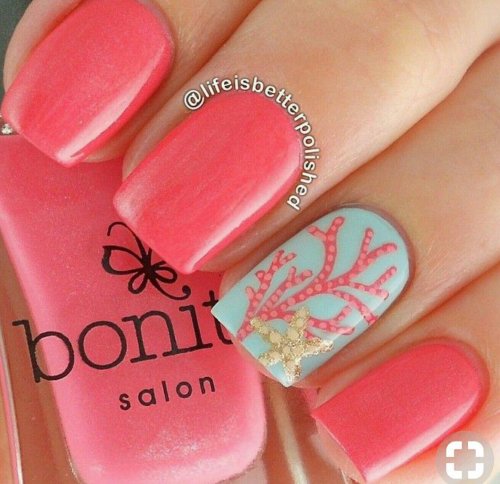 Коралловый цвет маникюр