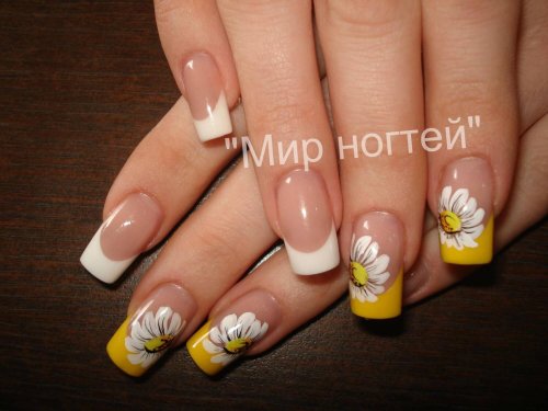 Желтый френч с ромашками