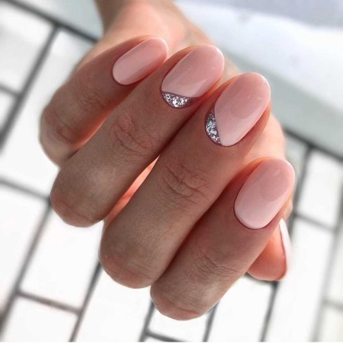 Маникюр на короткие ногти