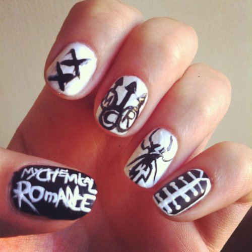 Маникюр my chemical romance
