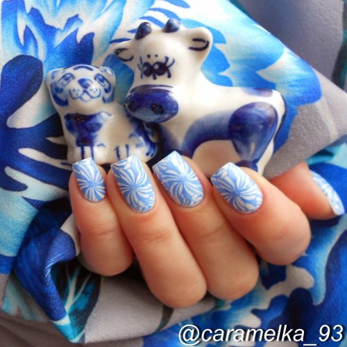 Маникюр гжель