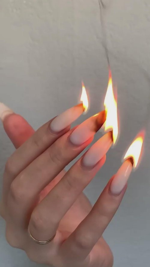 Огненные ногти