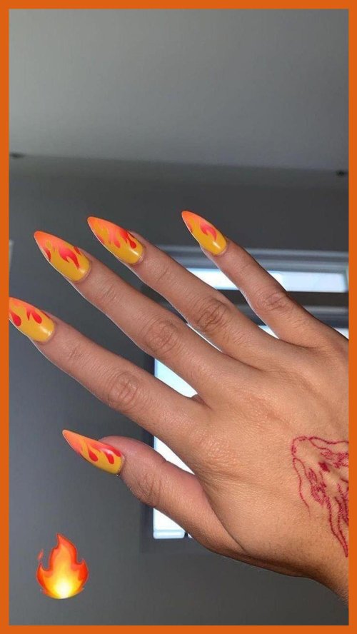 Маникюр с огнем