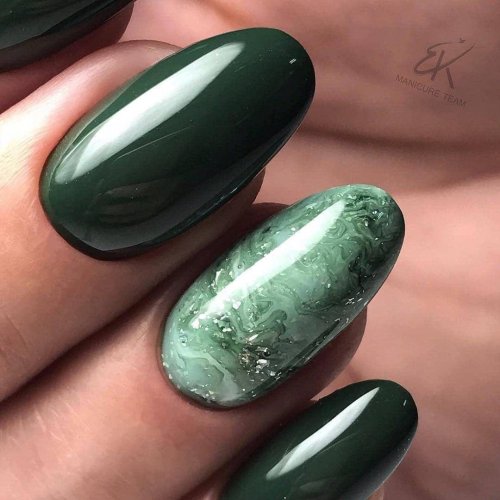 Маникюр зеленые